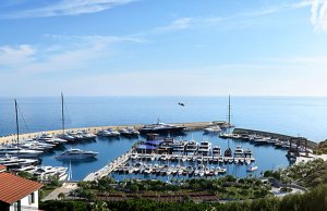 12 x 4 Metre Berth/Mooring Marina Cala del Forte Monoco For Sale