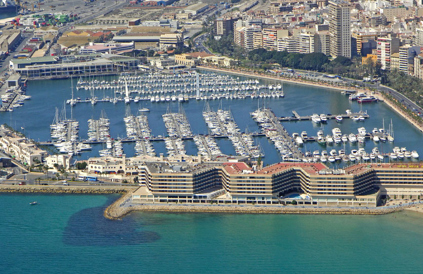 Alicante Marina - Marina Berths / Moorings