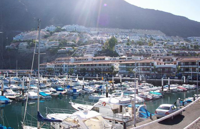 Marina Los Gigantes - Marina Berths / Moorings