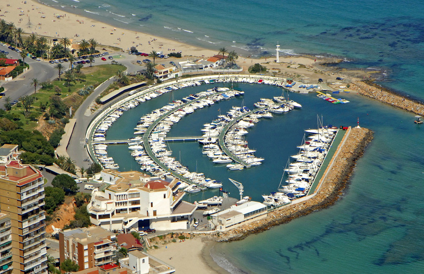 Club Nàutico Dehesa de Campoamor Marina - Marina Berths / Moorin